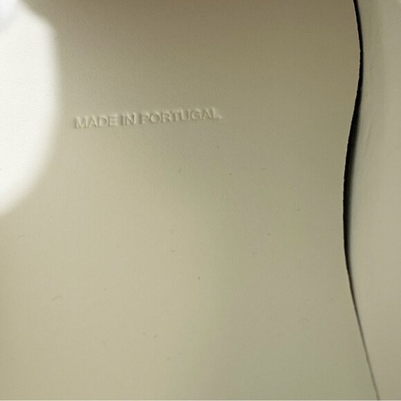 GIVENCHY City Sport logo-detailed leather sneakers in White and Blue - Picture 9 of 10